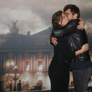 Exclusif - Lucie Lucas, enceinte, et Agustin Galiana au vernissage de l'exposition de l'artiste photographe Ludovic Baron à la galerie de l'Opéra Garnier à Paris, France, le 19 octobre 2017. © Veeren/Bestimage