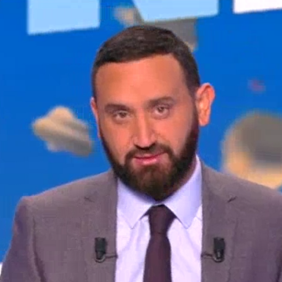 Cyril Hanouna aurait "partagé la même femme" que Benjamin Castaldi il y a des années, comme le révèle Valérie Benaïm sur le plateau de "Touche pas à mon poste" (C8), lundi 30 octobre 2017.