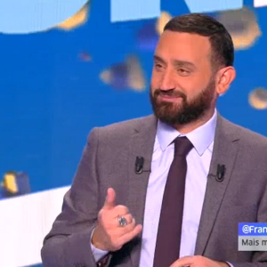 Cyril Hanouna aurait "partagé la même femme" que Benjamin Castaldi il y a des années, comme le révèle Valérie Benaïm sur le plateau de "Touche pas à mon poste" (C8), lundi 30 octobre 2017.