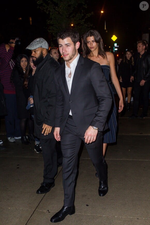 Nick Jonas et sa chérie Georgia Fowler aux fiançailles de Joe Jonas et Sophie Turner à New York, le 4 novembre 2017