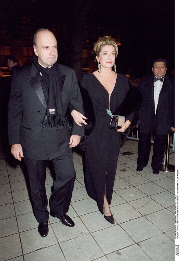 Alain Sarde et Catherine Deneuve aux César 2000.