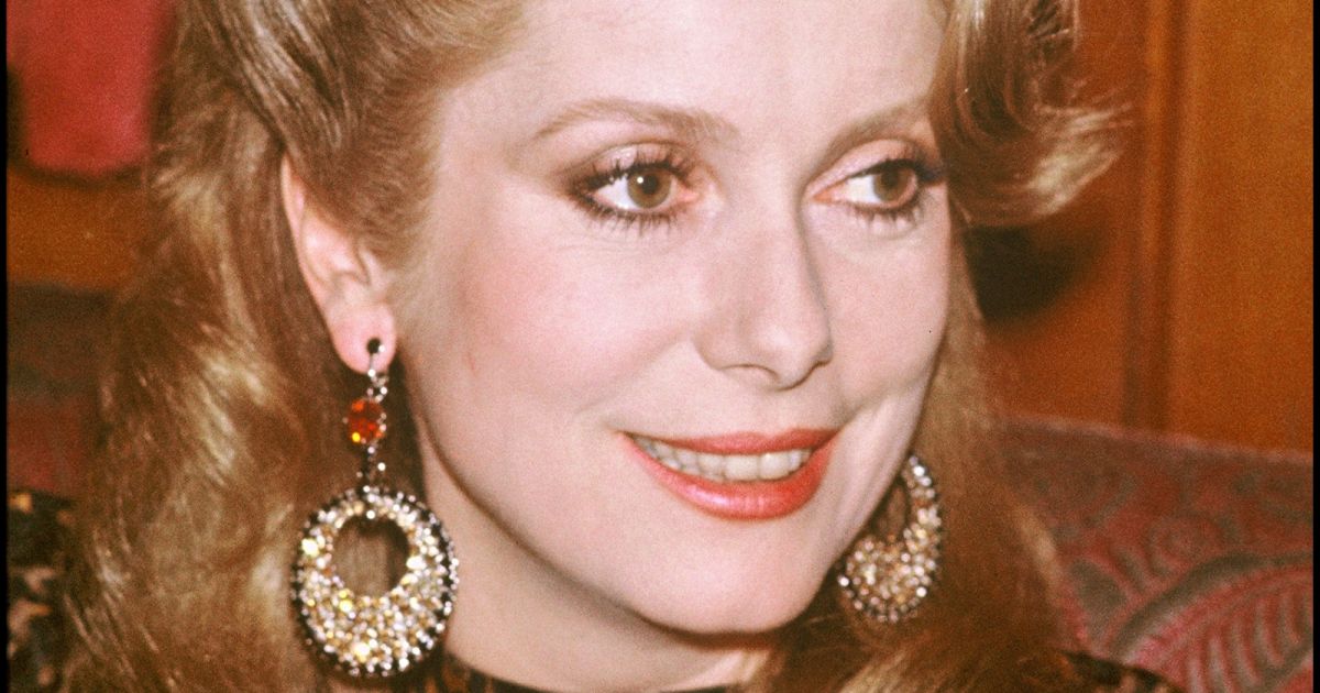 Catherine Deneuve aux César 1983. - Purepeople