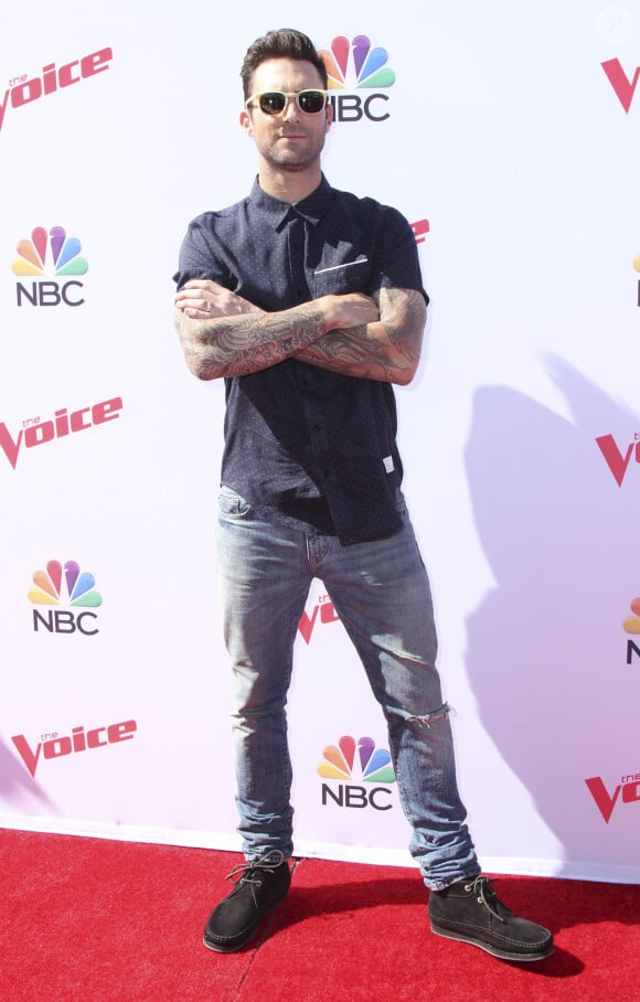 Adam Levine à la journée de charité Karaoke 'The Voice' à Sunset Hyde Kitchen à Hollywood, le 21 avril 2016