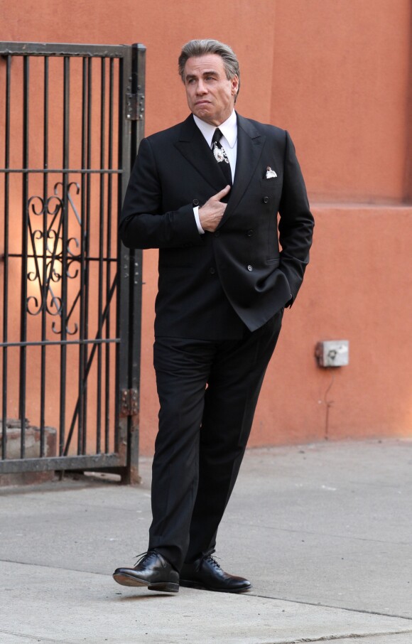 John Travolta sur le tournage de "The Life and Death of John Gotti" à New York, le 22 février 2017. © CPA/Bestimage