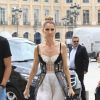 Exclusif - Céline Dion et son danseur Pepe Munoz quittent l'hôtel Royal Monceau et se rendent dans les salons de la boutique "Schiaparelli" sur la place Vendôme à Paris le 1er aout 2017.