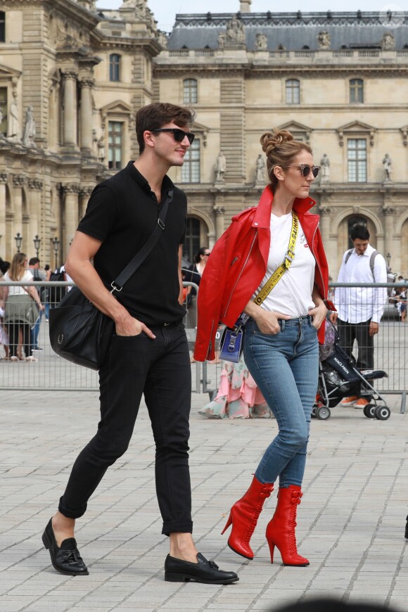 Exclusif - Céline Dion se rend chez Chanel à Paris en compagnie de son danseur Pepe Munoz  Le 14 juillet 2017.
