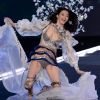 Ming Xi - Défilé Victoria's Secret 2017 à la Mercedes-Benz Arena Shanghaï. Shanghaï, le 20 novembre 2017.