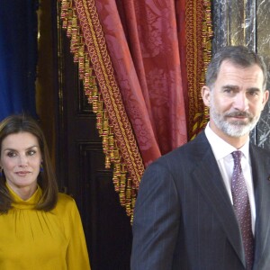 Le roi Felipe VI et la reine Letizia d'Espagne reçoivent Mahmoud Abbas, le président de l'état de Palestine au palais royal à Madrid le 20 novembre 2017.  Spanish Royals host lunch honouring Palestina's President Mahmoud Abbas at The Royal Palace. Madrid-November 20, 201720/11/2017 - Madrid