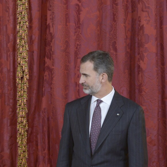 Le roi Felipe VI et la reine Letizia d'Espagne reçoivent Mahmoud Abbas, le président de l'état de Palestine au palais royal à Madrid le 20 novembre 2017.  Spanish Royals host lunch honouring Palestina's President Mahmoud Abbas at The Royal Palace. Madrid-November 20, 201720/11/2017 - Madrid