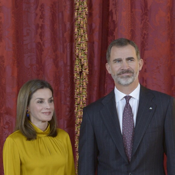 Le roi Felipe VI et la reine Letizia d'Espagne reçoivent Mahmoud Abbas, le président de l'état de Palestine au palais royal à Madrid le 20 novembre 2017.  Spanish Royals host lunch honouring Palestina's President Mahmoud Abbas at The Royal Palace. Madrid-November 20, 201720/11/2017 - Madrid