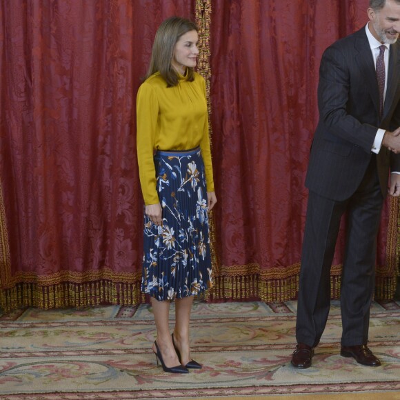 Le roi Felipe VI et la reine Letizia d'Espagne recevaient le 20 novembre 2017 le président de l'Etat de Palestine, Mahmoud Abbas, au palais royal à Madrid.