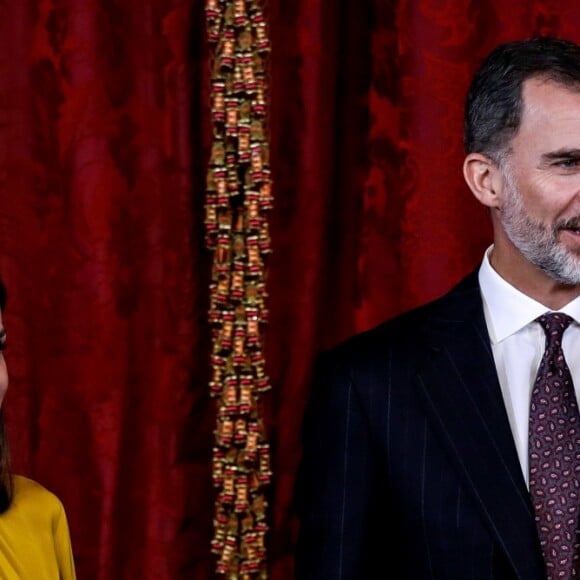 Le roi Felipe VI et la reine Letizia d'Espagne recevaient le 20 novembre 2017 le président de l'Etat de Palestine, Mahmoud Abbas, au palais royal à Madrid. © Emilio Naranjo/EFE/ABACAPRESS.COM