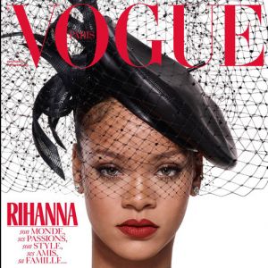 Rihanna en couverture du magazine Vogue Paris, numéro de décembre 2017. Photo par Jean-Paul Goude.