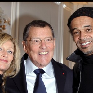 Jean-Claude Camus entouré de sa fille Isabelle et son gendre, Yannick Noah - Camus est fait commandeur de l'ordre national du Mérite au pavillon d'Armenonville, le 24 janvier 2011 à Paris.  