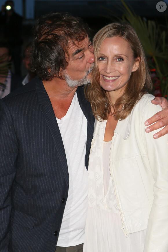 Olivier Marchal et sa femme Catherine - Arrivées de la cérémonie de clôture du 17e festival de fiction TV de La Rochelle à l'Espace Encan à La Rochelle le 12 septembre 2015.