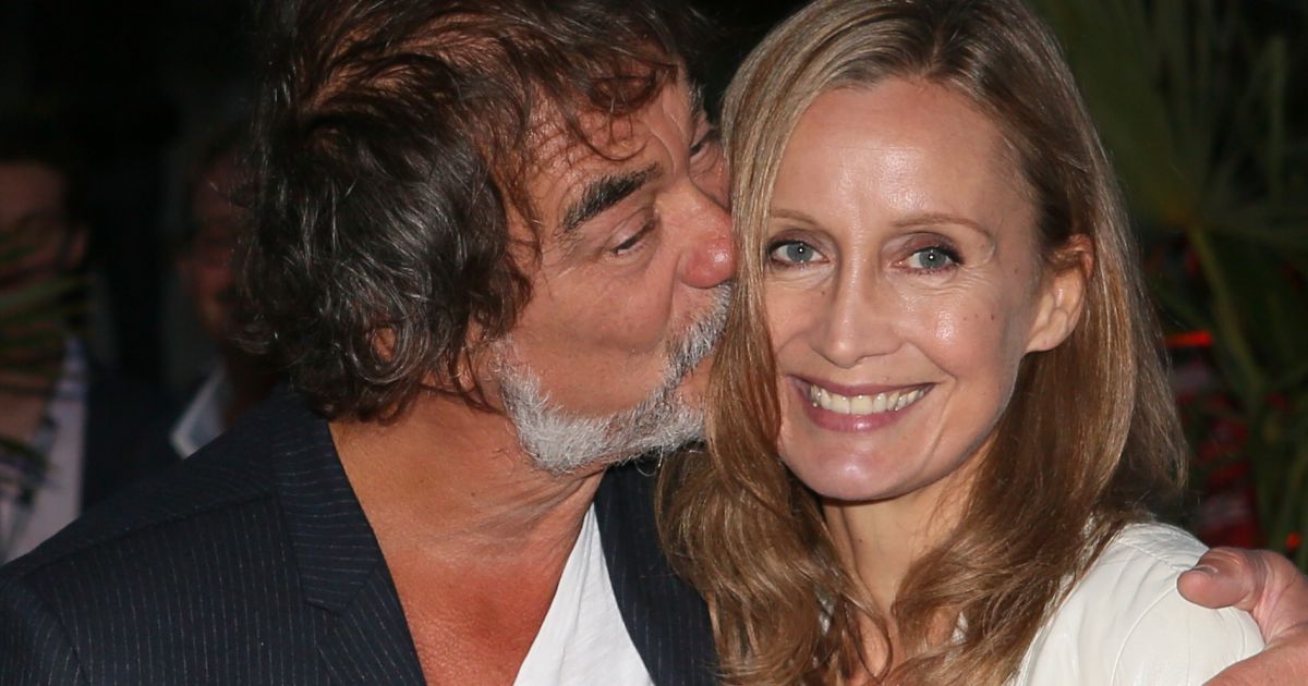 Claire Olivier Marchal Et Sa Nouvelle Compagne Olivier Marchal et sa femme Catherine - Arrivées de la cérémonie de