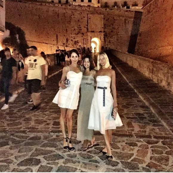 Meghan Markle (à gauche) et Misha Nonoo (à droite) en août 2016 à Ibiza. Photo Instagram Meghan Markle.