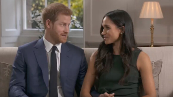 Le prince Harry et Meghan Markle lors de leur interview conjointe le jour de l'annonce de leurs fiançailles, le 27 novembre 2017, face à Mishal Husain de BBC.