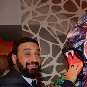 Exclusif - Cyril Hanouna - Cocktail d'inauguration de la première galerie Pop Art Concept store entièrement dédié aux oeuvres de Richard Orlinski à Paris, le 23 novembre 2017. © Rachid Bellak/Bestimage