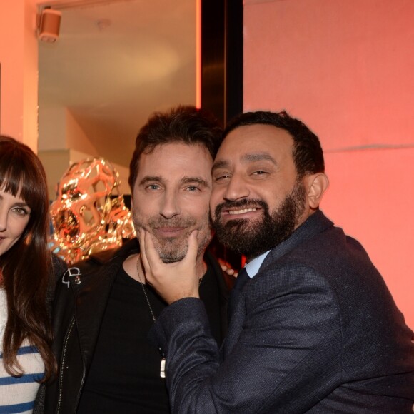 Exclusif - Benjamin Castaldi, Frédérique Bel, Richard Orlinski et Cyril Hanouna - Cocktail d'inauguration de la première galerie Pop Art Concept store entièrement dédié aux oeuvres de Richard Orlinski à Paris, le 23 novembre 2017. © Rachid Bellak/Bestimage