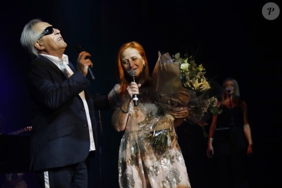 Exclusif - Gilbert Montagné et sa femme Nikole - Gilbert Montagné chante Bécaud et Montagné aux Folies Bergère à Paris le 5 décembre 2017. © Marc Ausset- Lacroix / Bestimage