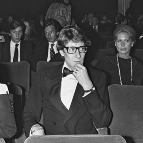 Le couple mythique Yves Saint Laurent et Pierre Bergé en 1976.