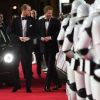 Le prince William, duc de Cambridge et le prince Harry à la premiere de Star Wars, épisode VIII : Les Derniers Jedi au Royal Albert Hall à Londres, le 12 décembre 2017