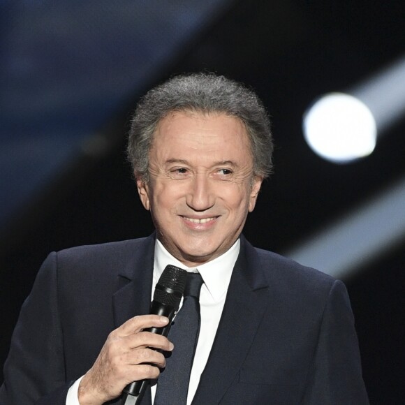 Exclusif - Michel Drucker - Enregistrement de l'émission "Le Grand Show de l'Humour - Les 50 comiques préférés des français" présenté par Michel Drucker à la Seine Musicale à Boulogne-Billancourt le 4 décembre 2017. L'émission sera diffusée le 16 décembre à 20h50 sur France 2. © Pierre Peruseau/Bestimage