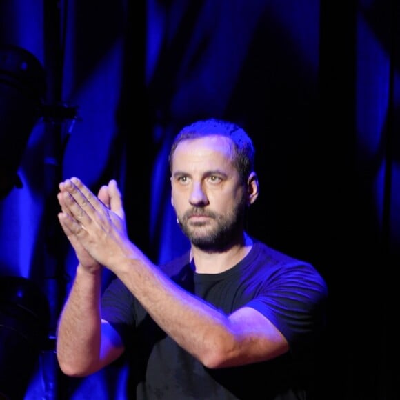 Semi-exclusif - Fred Testot - Générale du spectacle "Fred Testot presque seul" au théâtre de la Tour Eiffel à Paris le 13 décembre 2017. © Coadic Guirec/Bestimage