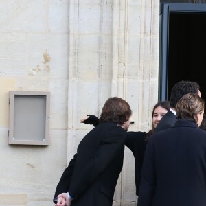 Jean Sarkozy, Pierre Sarkozy et François Sarkozy - Obsèques de Andrée Sarkozy (mère de N.Sarkozy), dite Dadue née Andrée Mallah, en l'église Saint-Jean-Baptiste à Neuilly-Sur-Seine, le 18 décembre 2017.