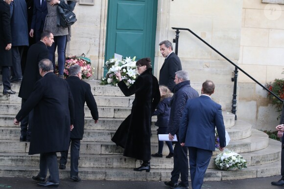 Olivier Sarkozy, Nicolas Sarkozy, sa femme Carla Bruni-Sarkozy et leur fille Giulia - Obsèques de Andrée Sarkozy (mère de N.Sarkozy), dite Dadue née Andrée Mallah, en l'église Saint-Jean-Baptiste à Neuilly-Sur-Seine, le 18 décembre 2017.