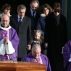 Obsèques de Dadue Sarkozy : Nicolas soutenu par Carla, Giulia et ses fils