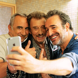 Antoine Duléry, Johnny Hallyday et Jean Dujardin dans "Chacun sa vie" de Claude Lelouch, en 2017.