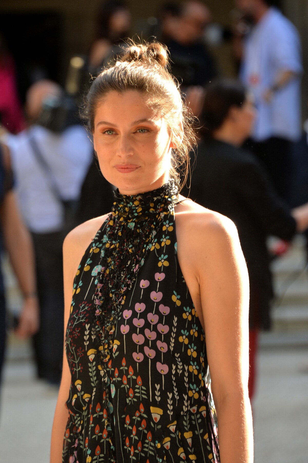 Photo : Laetitia Casta - People au défilé de mode « Valentino », collection  Haute-Couture automne-hiver 2017/2018, à Paris. Le 5 juillet 2017 © CVS -  Veeren / Bestimage - Purepeople