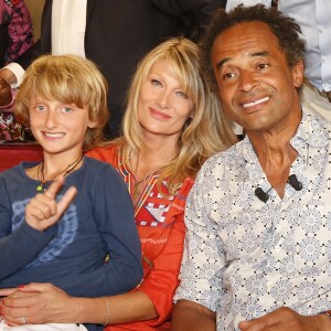 Isabelle Camus avec Yannick Noah et leur fils Joalukas - Enregistrement de l'émission "Vivement Dimanche" à Paris le 11 juin 2014.