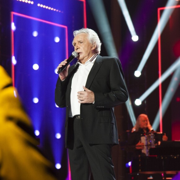 Exclusif - Michel Sardou - Enregistrement de l'émission "Bon Anniversaire Laurent Gerra" au Pavillon Baltard à Nogent-sur-Marne le 13 novembre 2017. L'émission a été diffusée sur France 2, le 29 décembre, le jour J du 50ème anniversaire de l'humoriste. © Pierre Perusseau/Bestimage