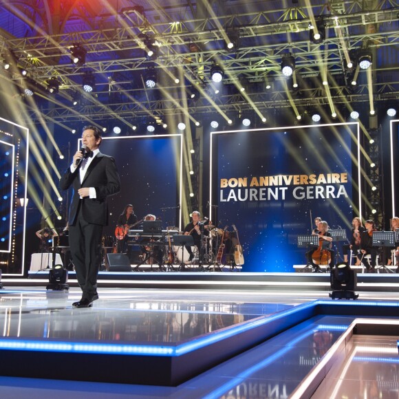 Exclusif - Carla Bruni - Enregistrement de l'émission "Bon Anniversaire Laurent Gerra" au Pavillon Baltard à Nogent-sur-Marne le 13 novembre 2017. L'émission a été diffusée sur France 2, le 29 décembre, le jour J du 50ème anniversaire de l'humoriste. © Pierre Perusseau/Bestimage