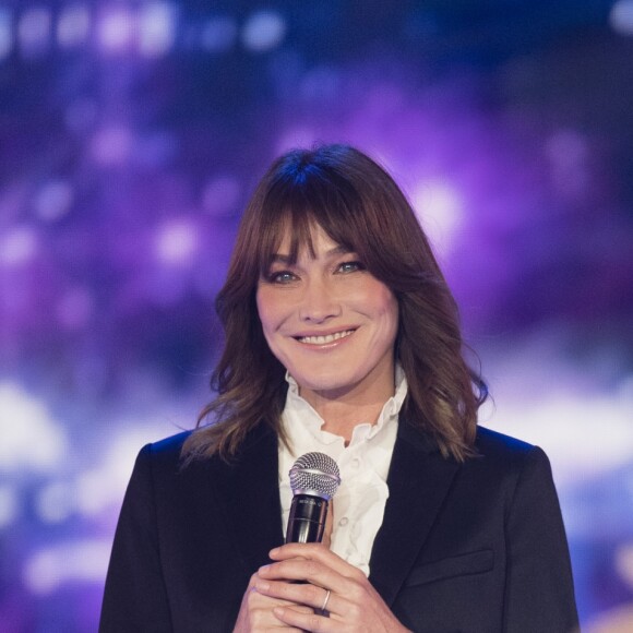 Exclusif - Carla Bruni - Enregistrement de l'émission "Bon Anniversaire Laurent Gerra" au Pavillon Baltard à Nogent-sur-Marne le 13 novembre 2017. L'émission a été diffusée sur France 2, le 29 décembre, le jour J du 50ème anniversaire de l'humoriste. © Pierre Perusseau/Bestimage