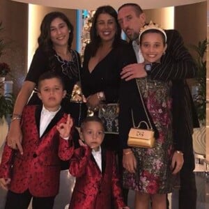 Franck Ribéry en famille pour les fêtes de fin d'année, à Dubaï. Photo publiée sur Instagram, le 31 décembre 2017.