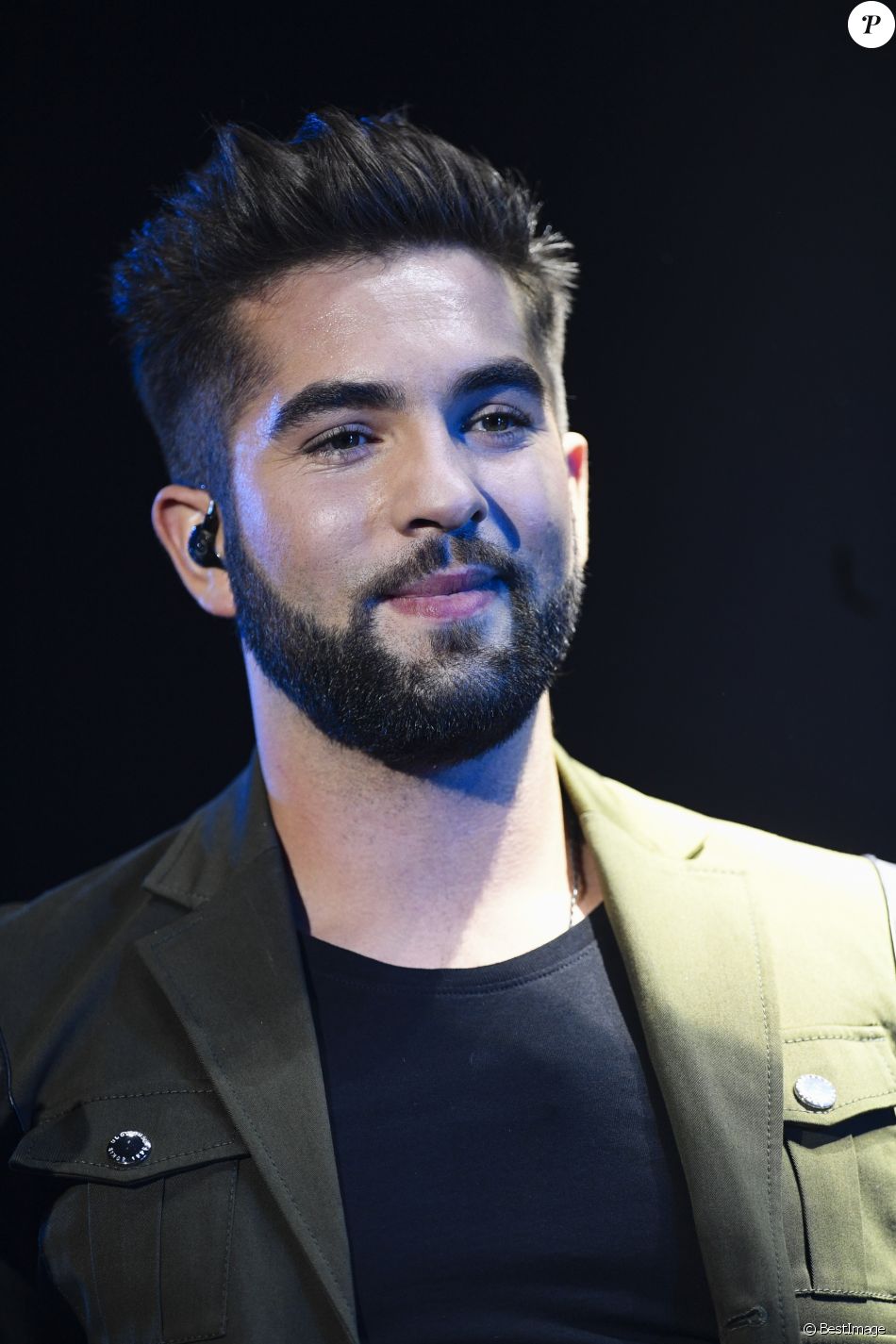 Exclusif Kendji Girac Enregistrement De L Emission Johnny Toute La Musique Qu Ils Aiment A La Seine Musicale Diffusee Le 6 Janvier 2018 Sur Tf1 Tournage Purepeople