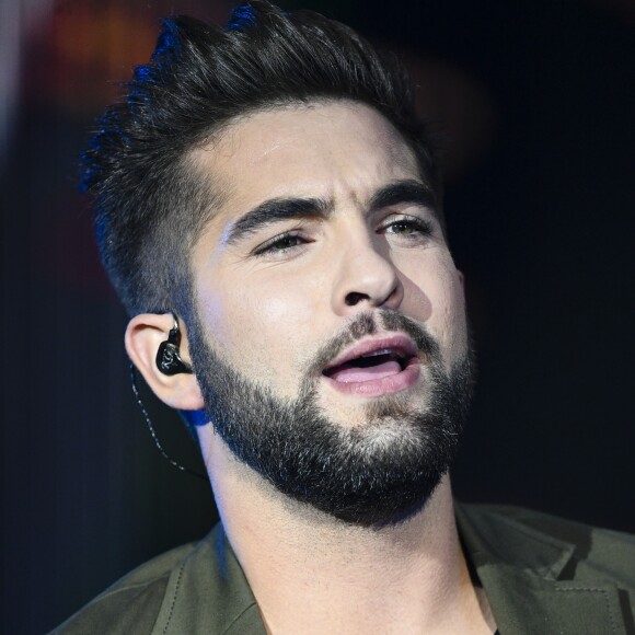 Exclusif - Kendji Girac - Enregistrement de l'émission "Johnny, toute la musique qu'ils aiment" à la Seine Musicale, diffusée le 6 janvier 2018 sur TF1. Tournage le 13 décembre 2017. © Perusseau-Veeren / Bestimage