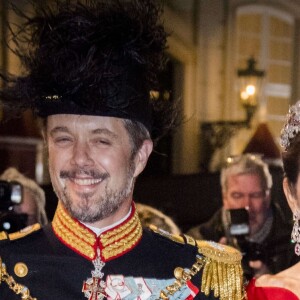 Le prince Frederik et la princesse Mary de Danemark au palais Christian VII à Copenhague le 1er janvier 2018 pour le premier banquet du Nouvel An.