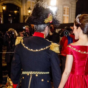 Le prince Frederik et la princesse Mary de Danemark au palais Christian VII à Copenhague le 1er janvier 2018 pour le premier banquet du Nouvel An.