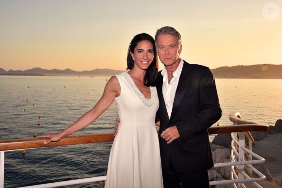 Franck Dubosc, l'acteur et humoriste français, et son épouse, Danièle, portant une parure de bijoux signée Messika, durant le 5e gala annuel de l'unité d'Antibes Juan les Pins, Vallauris, Golfe Juan, de la Croix Rouge française dans le cadre du prestigieux hôtel Eden Roc au Cap d'Antibes, le 10 juin 2017. © Bruno Bébert/Bestimage