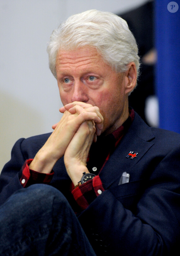 Bill Clinton - Hillary Clinton en meeting pour la campagne "Get Out to Caucus" à Cedar Rapids dans l'Iowa le 30 janvier 2016.