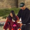 Kourtney Kardashian et sa fille Penelope avec son compagnon Younes Bendjima, Kim Kardashian et ses enfants North et Saint sont allées faire du patin à glace à Malibu le 23 decembre 2017.
