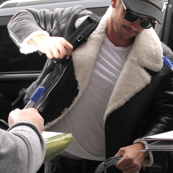 James Franco arrive à l'aéroport de New York (JFK), le 8 janvier 2018.
