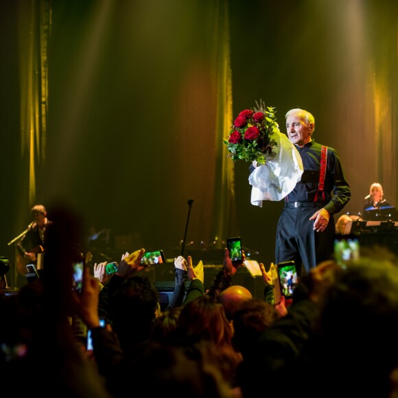 Exclusif - Concert de Charles Aznavour à l'Accorhotels Arena à Paris, le 13 décembre 2017 © Cyril Moreau / Bestimage