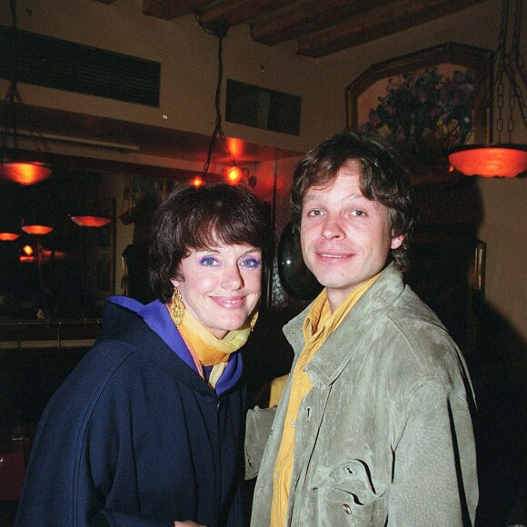 Cris Campion et Anny Duperey à Paris, en 1999.