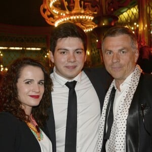 Bruno Gaccio, son fils Enzo et sa compagne Anne-Laure Gruet - Soirée de la 28ème Nuit des Molières au théâtre des Folies Bergère à Paris. Le 23 mai 2016 © Coadic Guirec / Bestimage